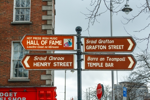 Dublin Street Sign with names in both English and Irish. (Photo: Doug McKnight)